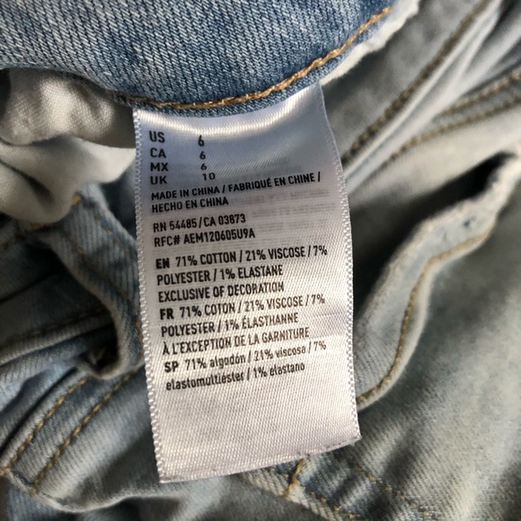 American Eagle light wash shorts - Picture 4 of 4